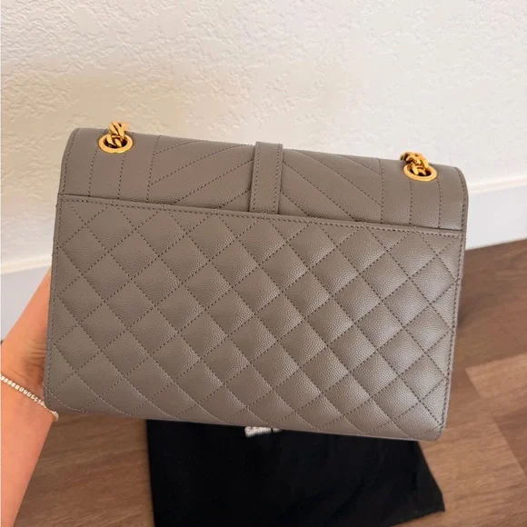 Yves Saint Laurent medium envelope bag - Picture 2 of 6